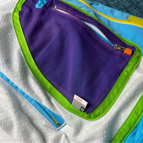 Aperture Snowboarding Jacket in Light Blue Yellow - Picture 7 of 11